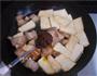 酱香五花肉煎豆腐的做法图解5