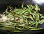 清炒四季豆的做法步骤4
