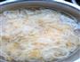 酸菜炒粉的做法图解3