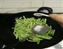 四季豆烧一腌菜的做法图解2