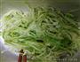 茭瓜鸡蛋木耳水饺的做法图解2