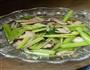 芹菜炒香菇的做法图解1