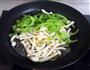 苦瓜小炒白玉菇的做法图解6