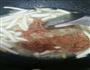 白玉菇炒瘦肉的做法图解4