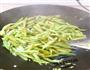 辣椒炒豆角的做法图解3