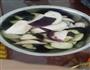 肉末茄子的做法图解1