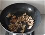 椎茸炒肉片的做法图解8