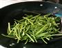 牛肉炒蒜苗的做法图解5