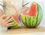 夏日鲨鱼西瓜 宝宝辅食微课堂的做法图解3