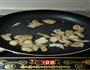 耗油青椒茄子炒猪肉片的做法图解2