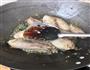香菇炖鸡翅的做法图解5