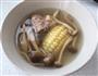 玉米排骨蘑菇汤-夏季养生的做法图解5