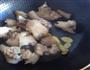 猪蹄尾巴黄豆汤的做法图解3