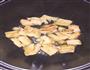 电饭锅豆角焖面的做法图解4