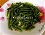 蒜苔小炒肉的做法图解2