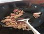鸡肉豆角焖米粉的做法图解2