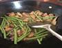 鸡肉豆角焖米粉的做法图解3