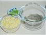 黄豆芽炒粉条的做法图解1