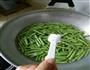 凉拌长豆的做法图解1