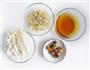 豆芽姬松茸菌汤的做法图解1