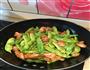 月牙骨豆角焖面的做法图解3