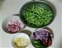 肉末豆角的做法图解1