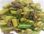 牛肉炒黄瓜段的做法图解4