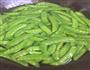 荷兰豆炒肉的做法图解2
