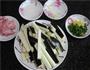 鱼香茄子煲的做法图解2