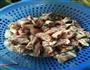 鸡肉闷虾的做法图解2