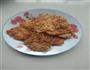 煎银鱼饼的做法图解6