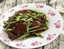 豇豆炒腊肉的做法图解13