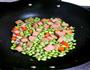 毛豆炒肉的做法图解6