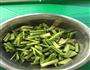 芹菜炒粉条的做法图解1