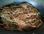 酱香土豆豆角炒肉焖面的做法图解1