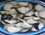 烧茄子的做法图解1