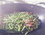 外婆的豆角小肉片的做法图解7