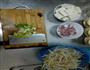 绿豆芽豆腐炖肉的做法图解1