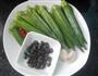 蒜蓉豆豉蒸秋葵  的做法图解1
