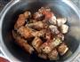 香菇土豆炖鸡腿的做法图解9