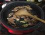 香煎鸡腿肉的做法图解2