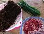 蕨菜煸肉丝的做法图解1