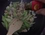 芹菜炒鸡胸肉的做法图解6