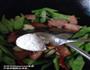 芸豆烧红肠的做法图解6