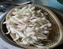 白玉菇炒肉的做法图解1