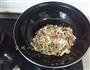 菌菇炒肉片的做法图解12