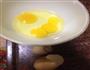 牛奶炖鸡蛋的做法图解1