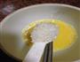 牛奶炖鸡蛋的做法图解3