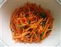 凉拌胡萝卜丝的做法图解3