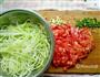 番茄炒葫芦丝的做法图解2